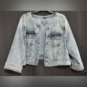 Light Blue Cropped Denim Jacket